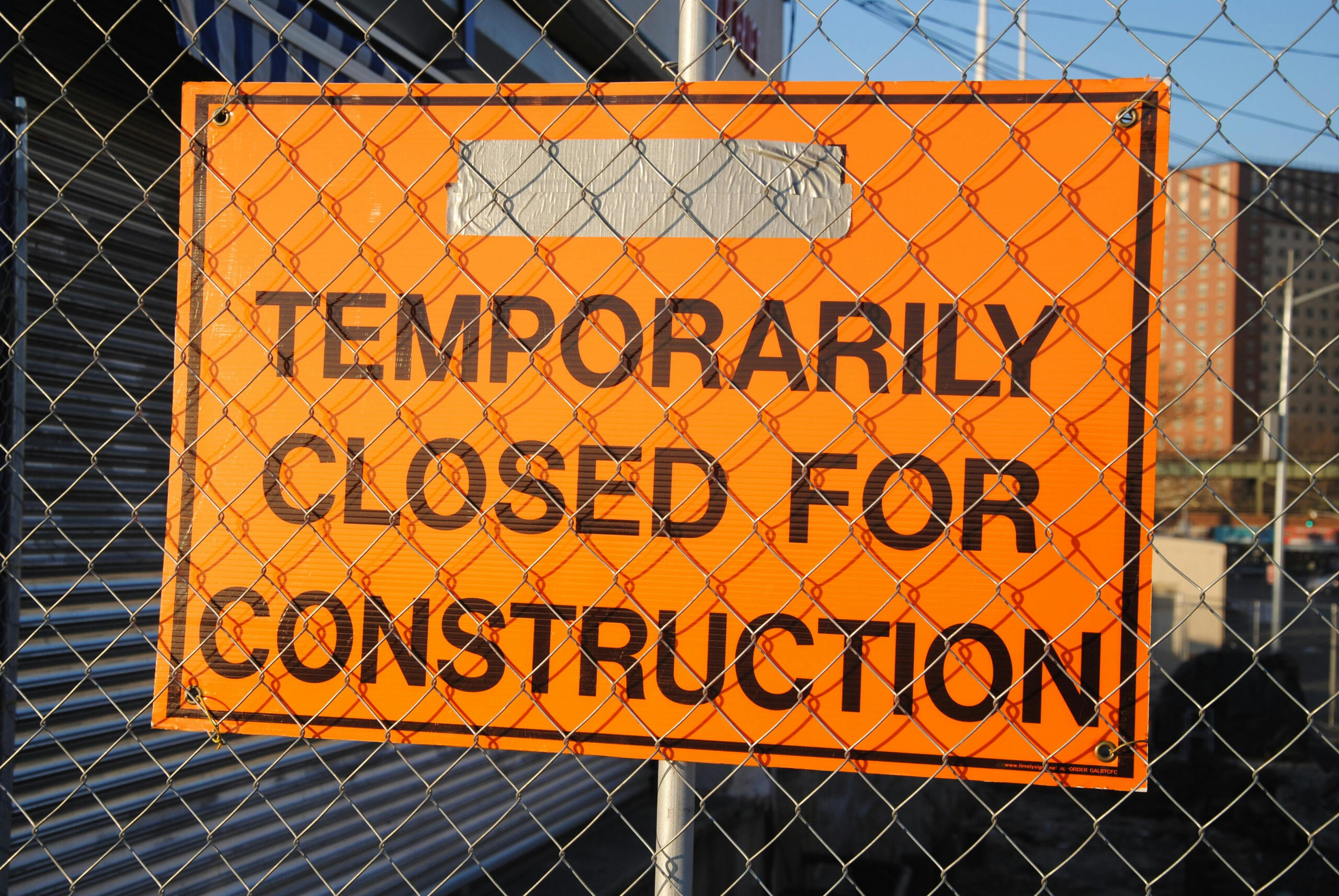 Photo by Pixabay: https://www.pexels.com/photo/orange-and-black-temporarily-closed-for-construction-signage-209717/